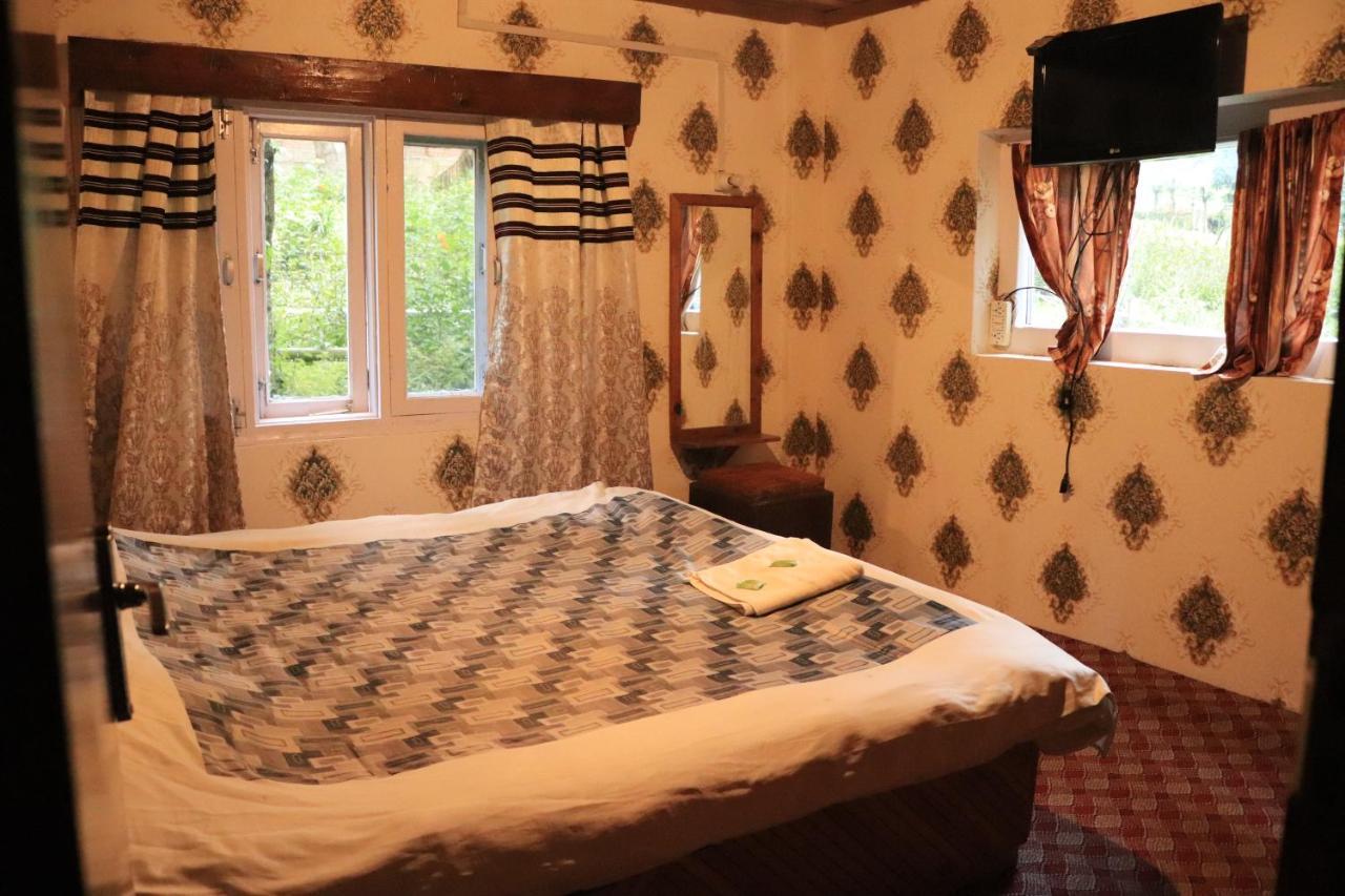 Oswal Cottage Pahalgam Exterior photo